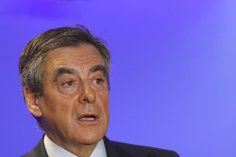 Fillon ne voit pas la gauche au second tour
