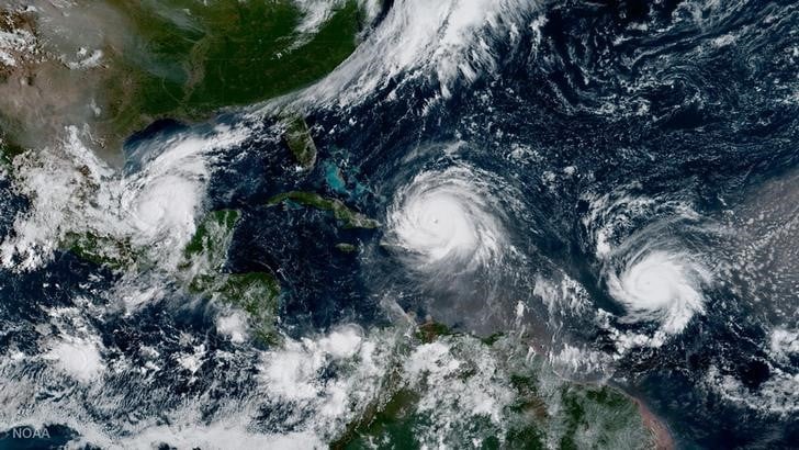 Apres irma, l'ouragan jose passe en categorie 4