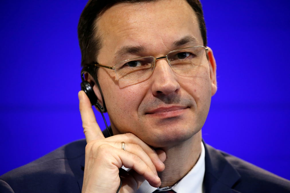 Morawiecki nouveau premier ministre polonais, szydlo ecartee