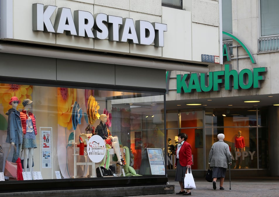 Hudson's bay et signa fusionnent kaufhof et karstadt