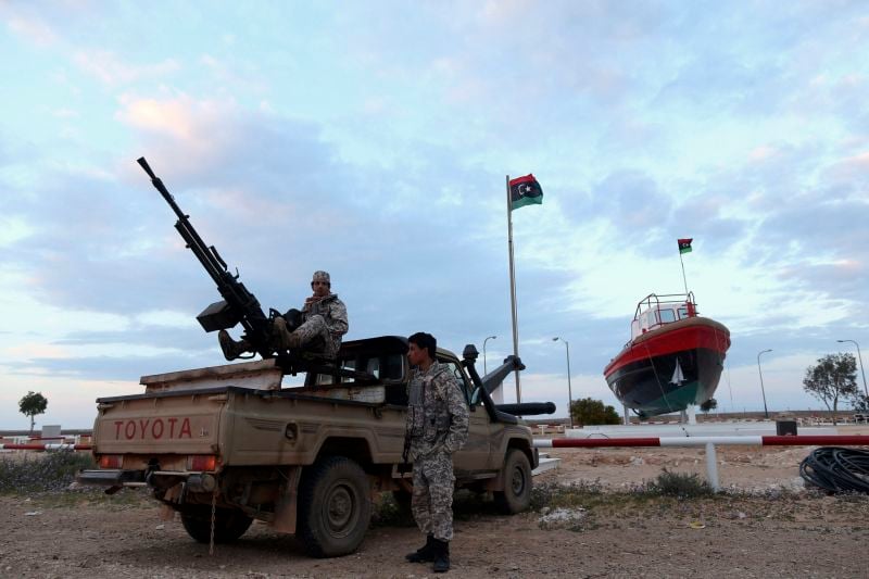 La marine libyenne prête à intercepter un pétrolier nord-coréen