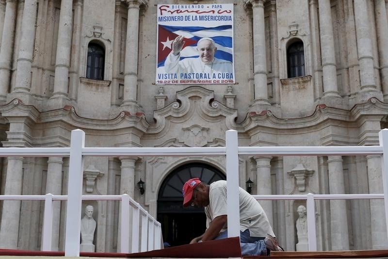 Cuba attend le pape francois