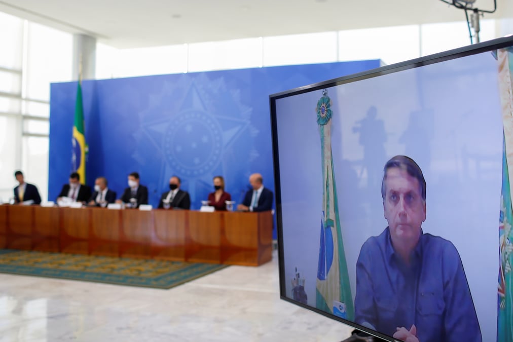 Bolsonaro toujours positif au covid-19