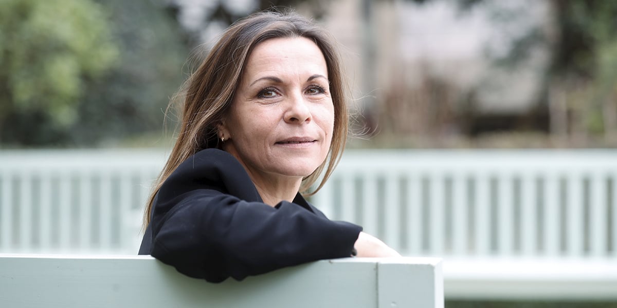 Avant d'être élue députée, Isabelle Santiago était vice-présidente chargée de la protection de l'enfance dans le Val-de-Marne. Elle est la rapporteure de la proposition de loi renforçant la protection des mineurs victimes de violences sexuelles.