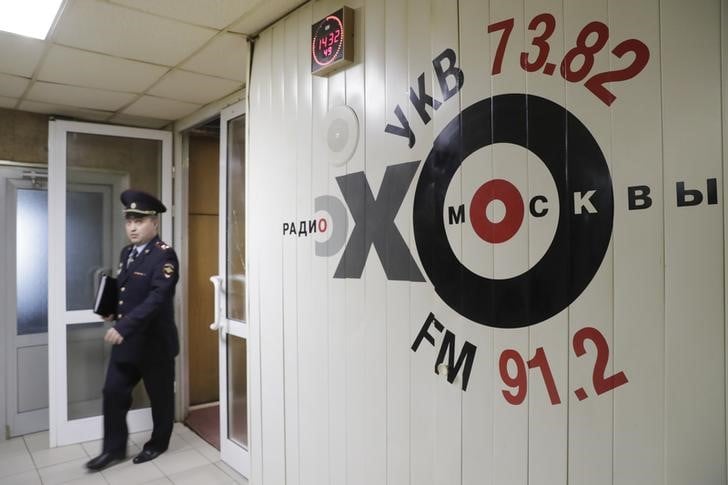 Une animatrice d'echo de moscou blessee par un intrus