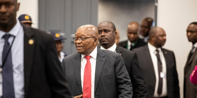 L"ancien président sud-africain Jacob Zuma à son arrivée, ce lundi 15 juillet à Johannesburg, devant les membres de la commission d'enquête Zondo pour des faits présumés de corruption durant son mandant.