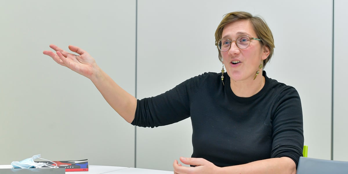 Elise Depecker Atis