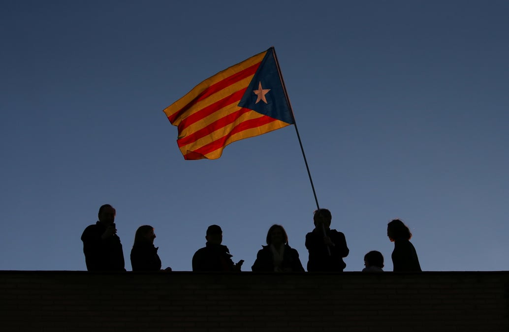 Les catalans fetent le 1er anniversaire de l'independance manquee