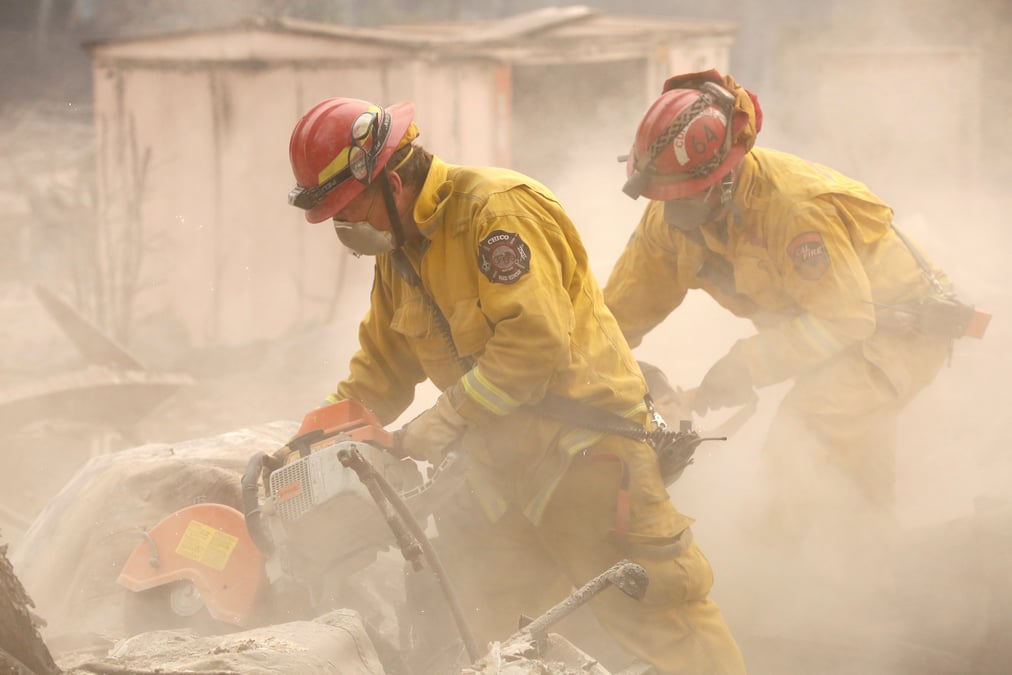 Le bilan des incendies en californie s'alourdit a 48 morts