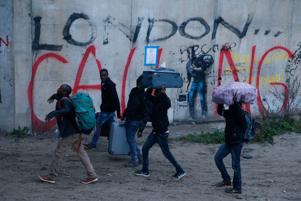 Londres satisfait du demantelement de la "jungle" de calais