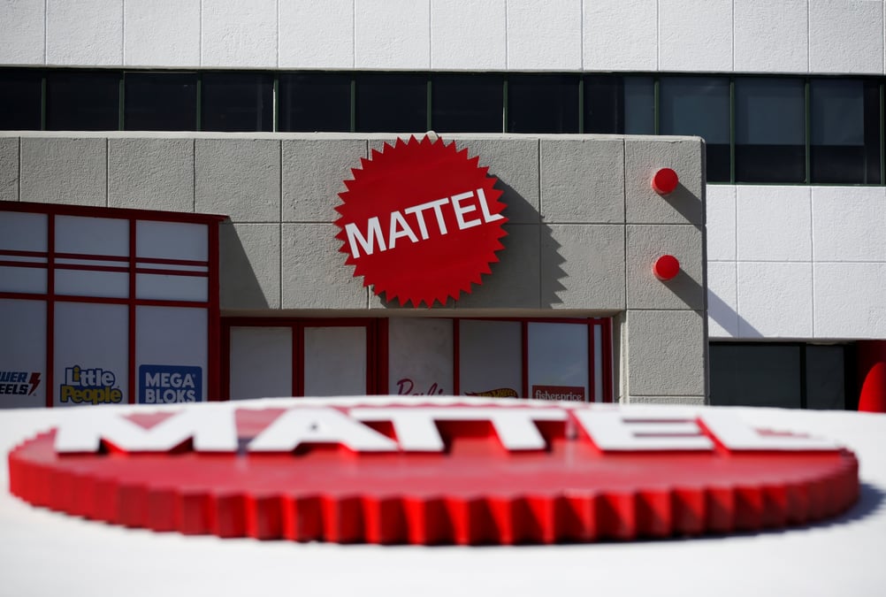 Le logo de la societe mattel a l'usine de montoi, au mexique