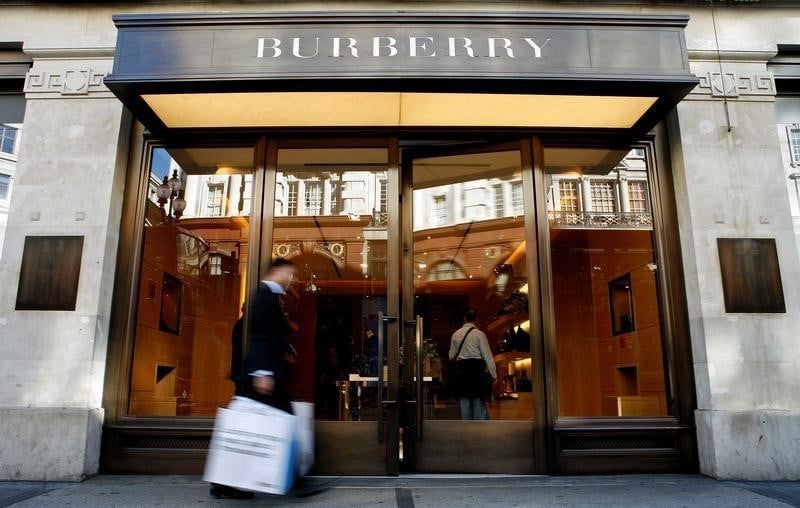 Deuxieme trimestre meilleur que prevu pour burberry
