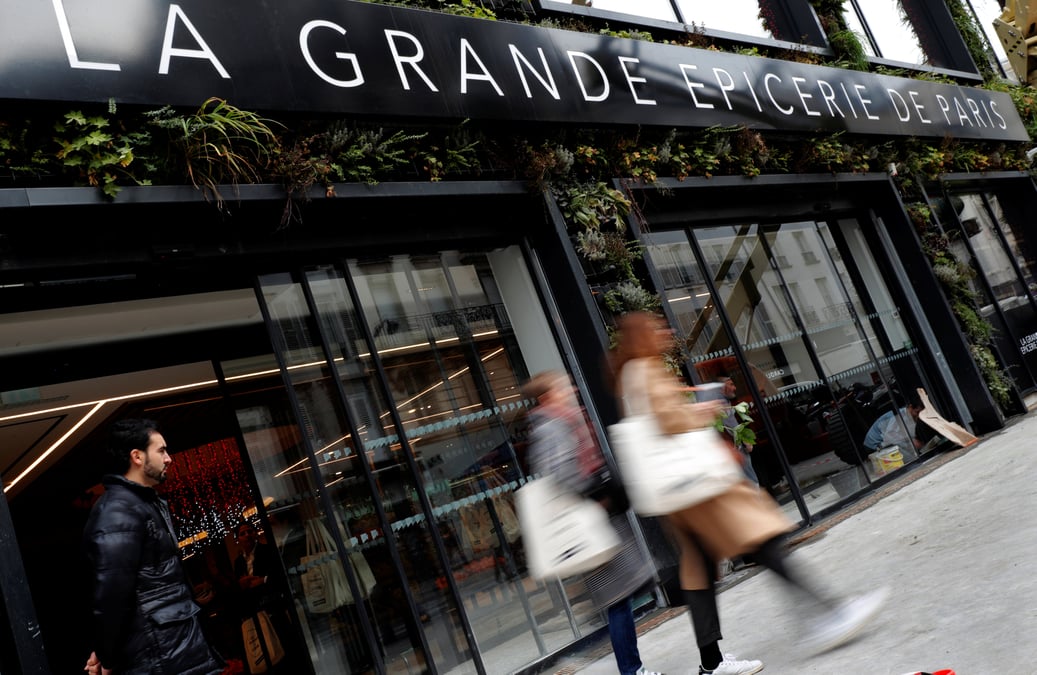 Lvmh: le bon marche mise sur l'appetit pour l'epicerie de luxe
