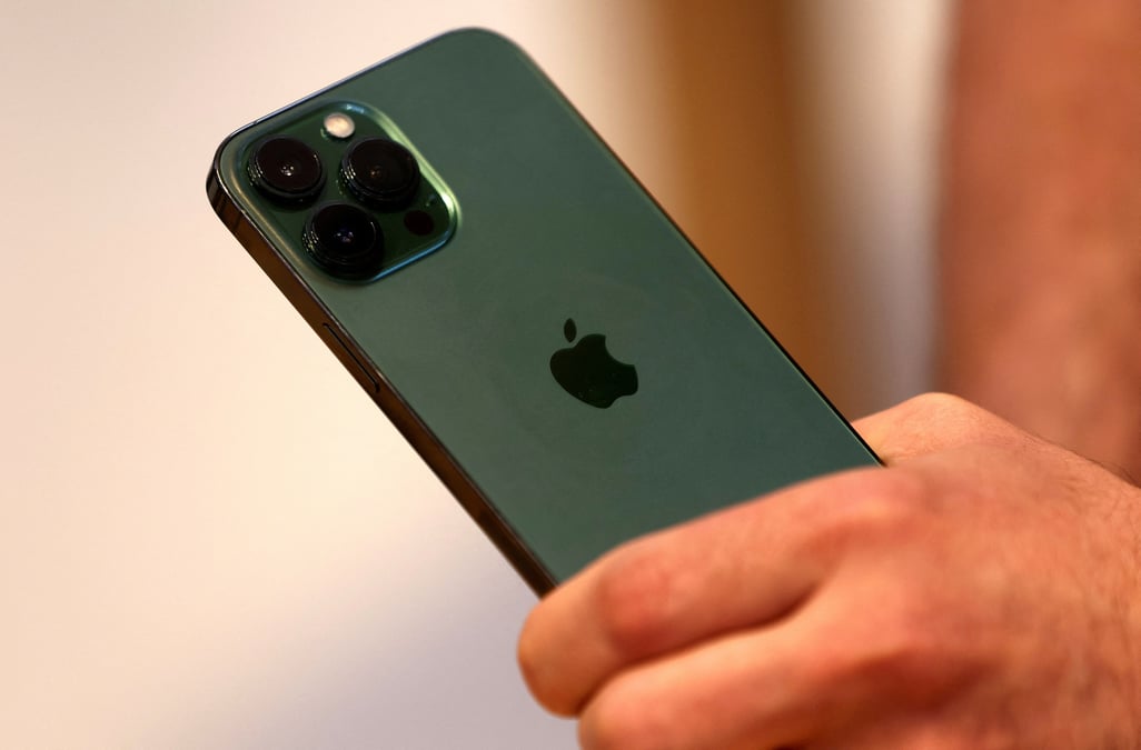 Apple bat les attentes grace aux ventes de l'iphone et aux services