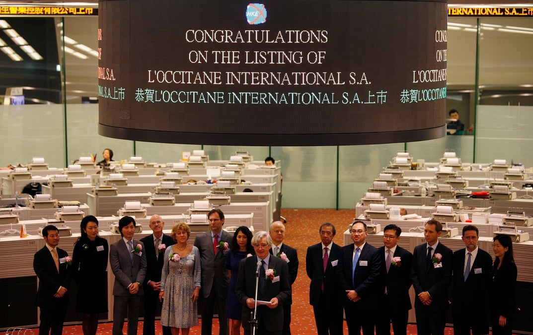 Photo du president de l'occitane groupe reinold geiger lors du lancement de l'occitane a la bourse de hong kong