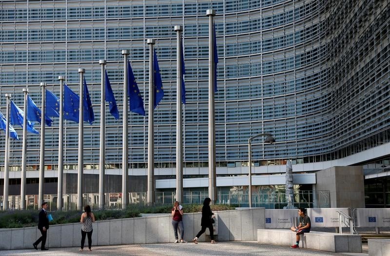 La ce ouvre une procedure d'infraction contre la pologne