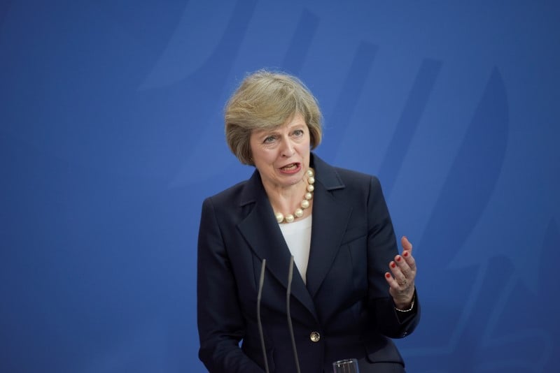Londres veut maintenir ouverte la frontiere avec l'irlande