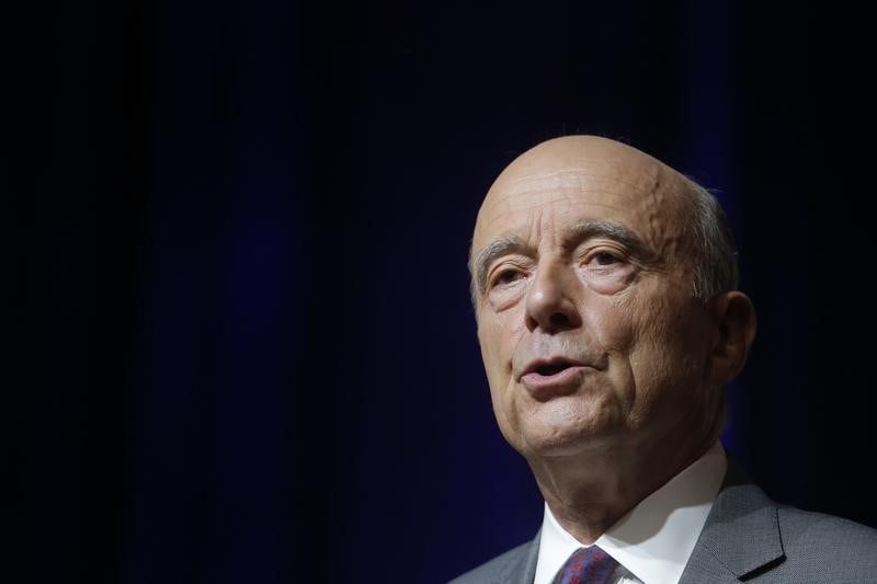 Alain juppe voit de la panique dans les propos de nicolas sarkozy