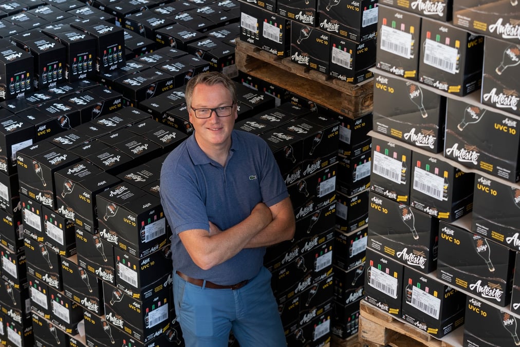 Stéphane Lacourt, le nouveau dg d’Antésite, a repris la marque Antésite en investissant aux côtés du président actuel, Adrien Mollard, mais également du business angel François Lévêque et du dg de Columbus Retail Jérôme Poisson.
