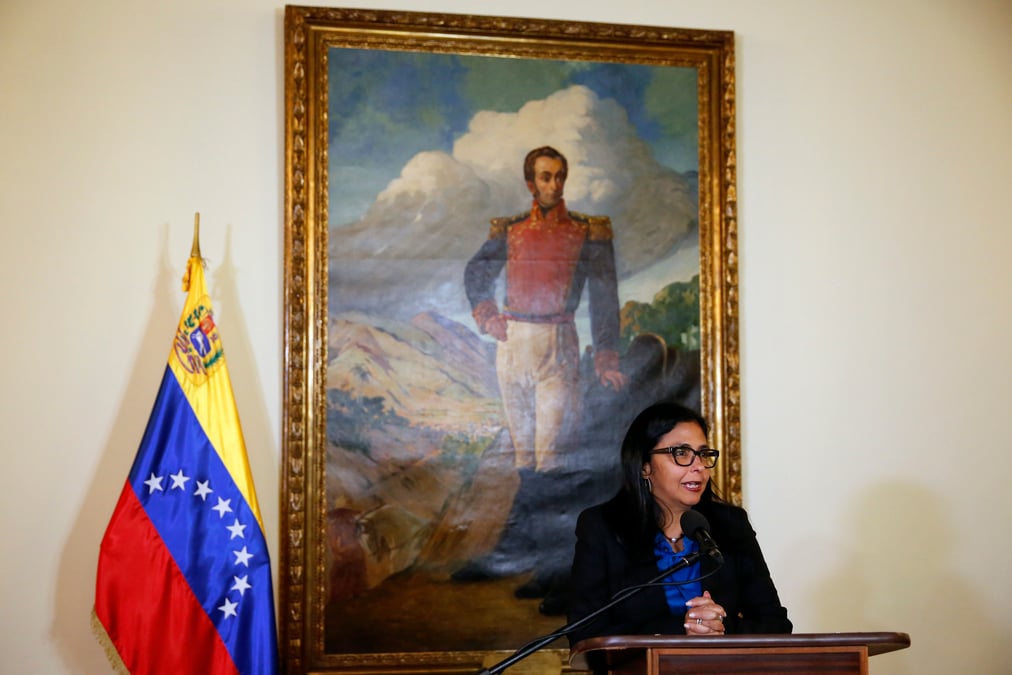 Le venezuela demande aux etats-unis de reduire les effectifs de son ambassade