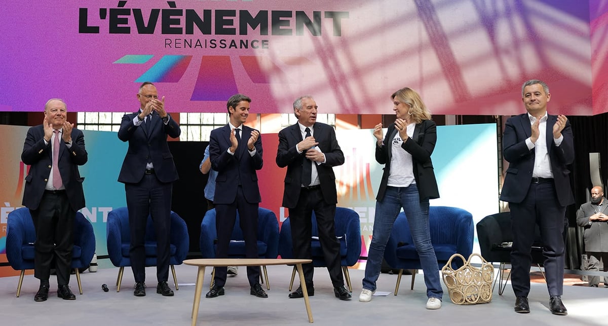 Gabriel Attal, Francois Bayrou, Edouard Philippe, Hervé Marseille, Gerald Darmanin et Yael Braun-Pivet, le 6 avril 2025 au meeting du parti Renaissance à Saint-Denis.