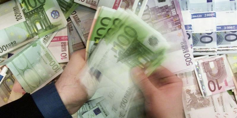 Risques pour la stabilite contenus mais nombreux, selon la bce