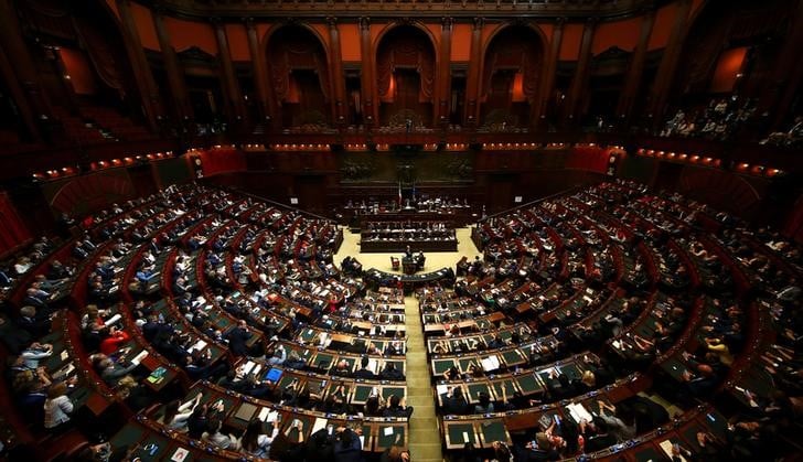 Les anciens deputes italiens vont devoir se serrer la ceinture