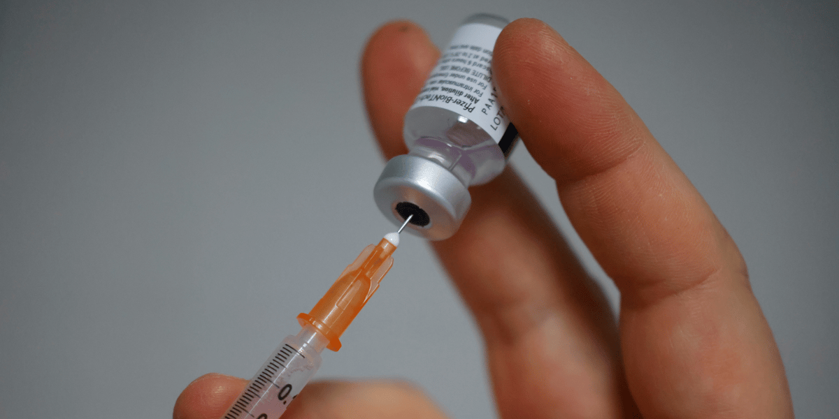 Consentement et consultation : les raisons du retard francais sur la vaccination