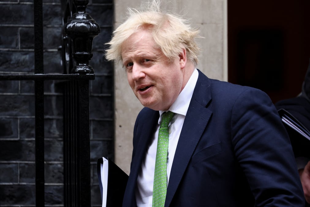 Ukraine: londres sanctionne 5 banques et 3 personnalites russes