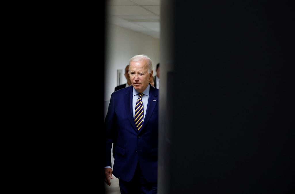 Le president americain joe biden arrive pour une reunion a washington