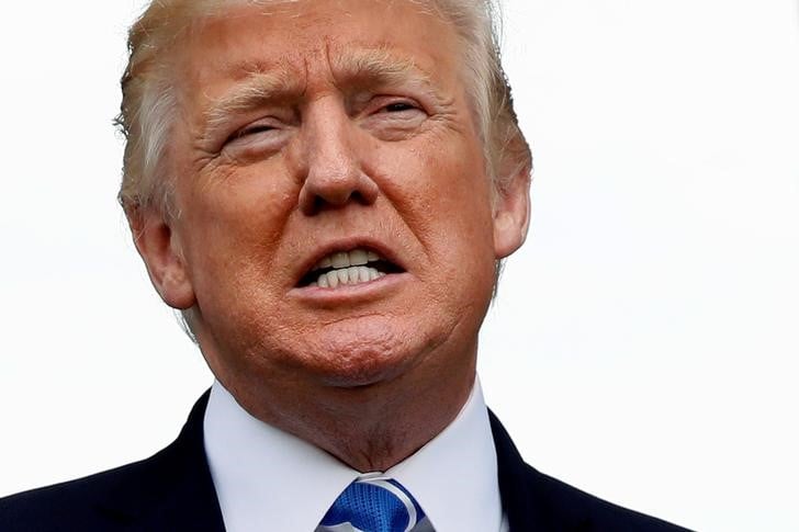 Donald trump menace le venezuela d'une "option militaire"