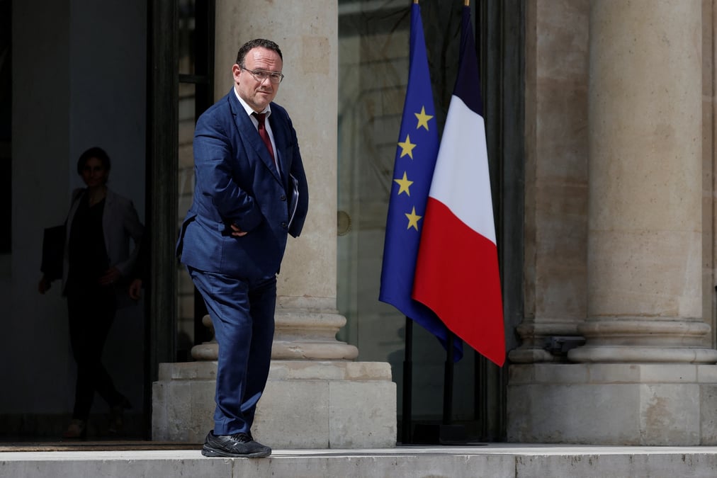 Damien abad denonce de l'"acharnement" apres de nouvelles accusations d'agression sexuelle