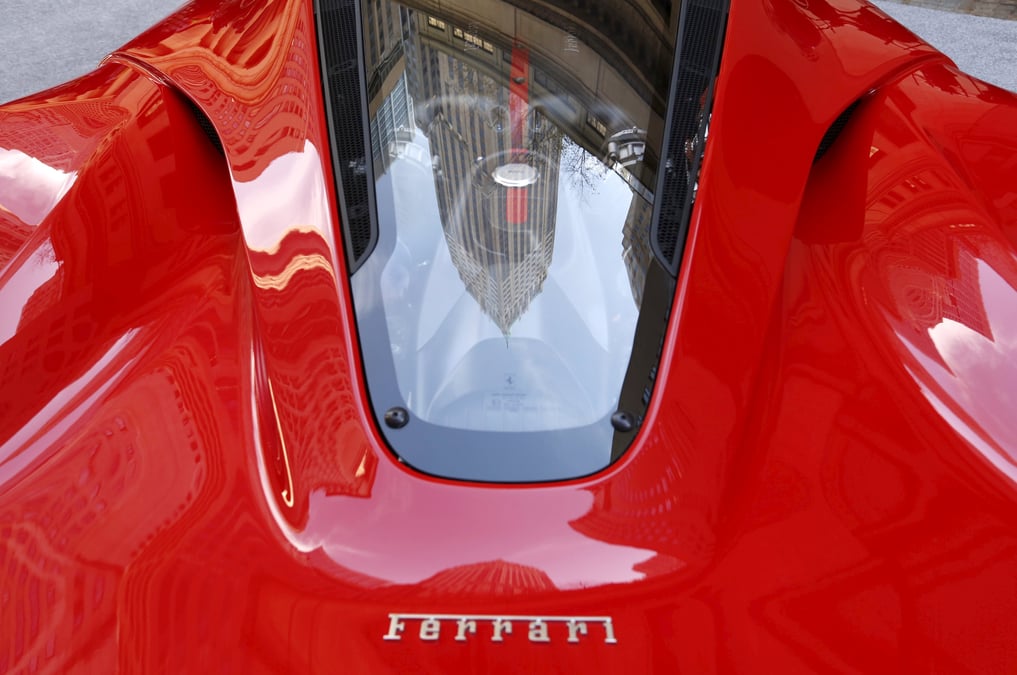 Ferrari  gagne 15% pour ses debuts a wall street