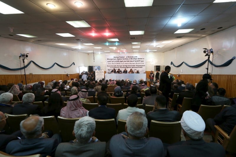 La creation d'une federation approuvee par les kurdes de syrie
