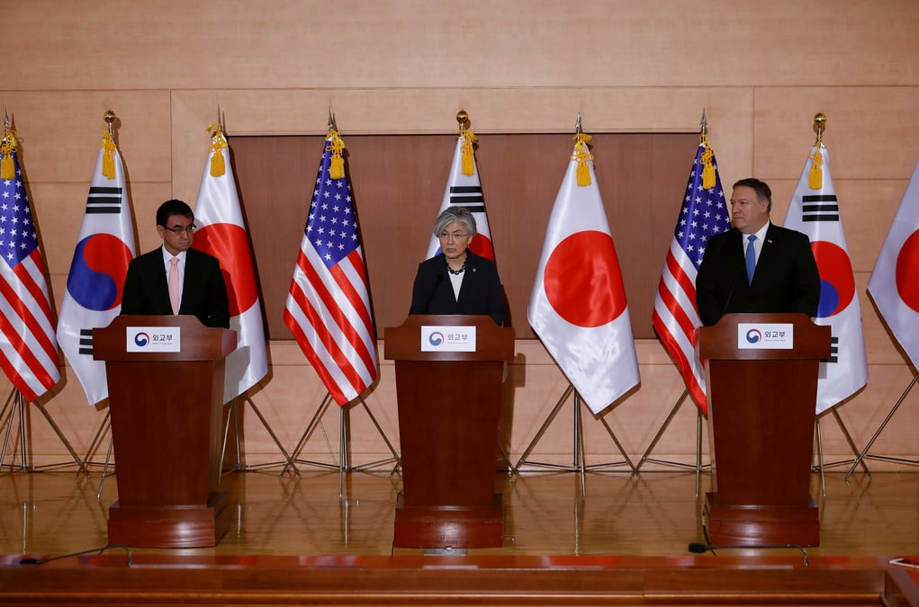Usa, japon et coree du sud affichent leur fermete face a pyongyang