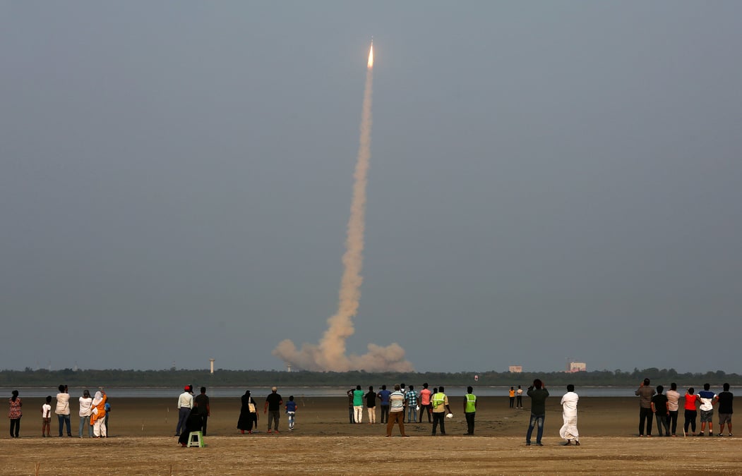 L'inde perd contact avec un satellite de telecommunications