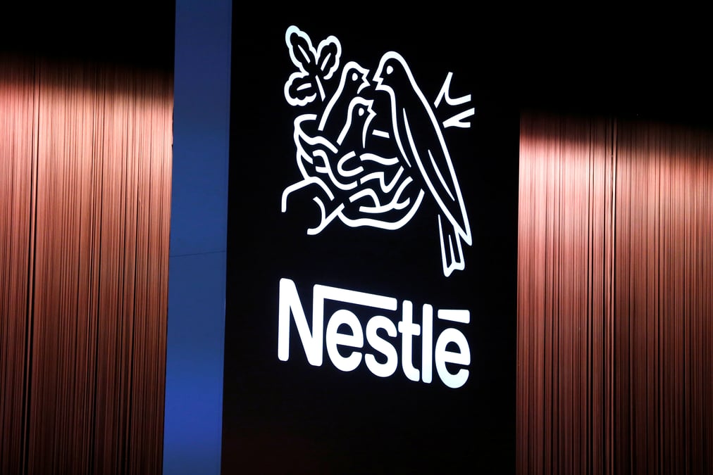 Nestle se renforce dans les services pour animaux avec ivc