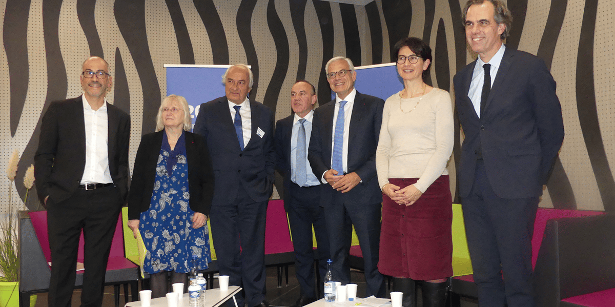 J-C. Gallo (La Tribune), la préfète C. Wils-Morel, P. Goguet (CCI France), T. Julier (CCI48), A. Di Crescenzo (CCI Occitanie), S. Pantel (CD 48) et l'économiste P. Dessertine