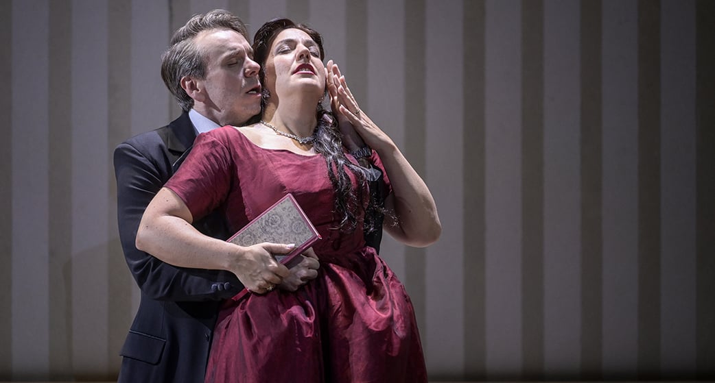 Benjamin Bernheim au côté de Marina Viotti dans « Werther », au Théâtre des Champs-Élysées.