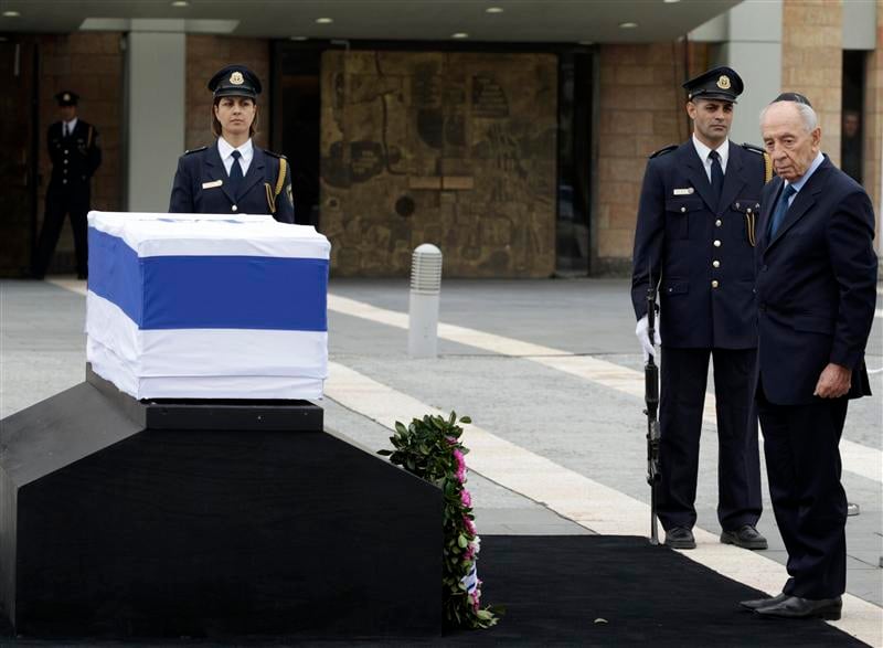 Les Israéliens rendent hommage à Ariel Sharon