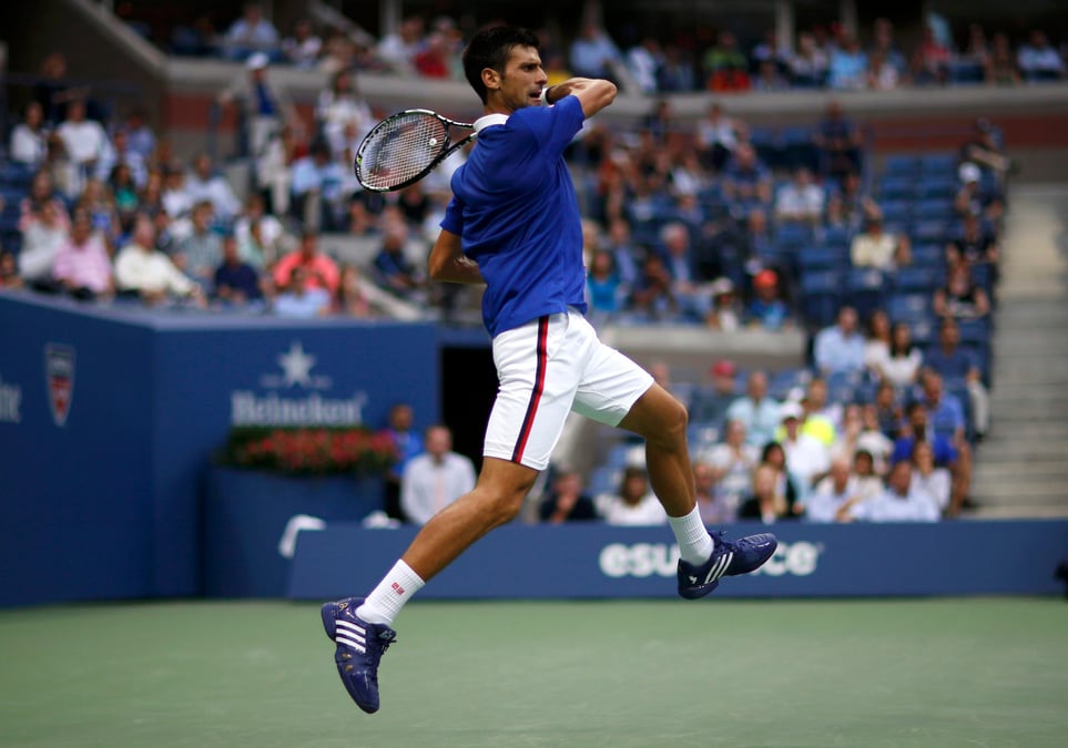 Djokovic balaie cilic et se qualifie pour sa 5e finale de l'us open en 6 ans