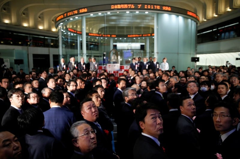La bourse de tokyo termine en baisse