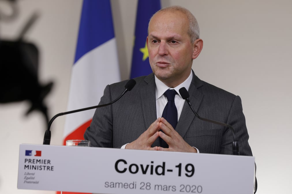 Jerome salomon vigilant mais confiant face a la 4e vague en france