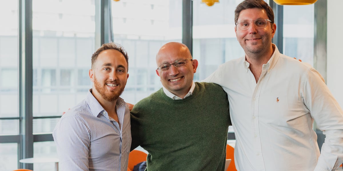 Luigi Lenguito (au centre) et les Argentins Luciano Allegro et Sebastian Cesario, cofondateurs de la start-up héraultaise BforeAI, spécialisée dans la cybersécurité prédictive.