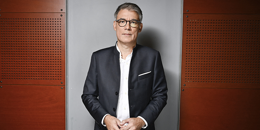 Cette motion sera défendue mardi après-midi par le Premier secrétaire du PS Olivier Faure.