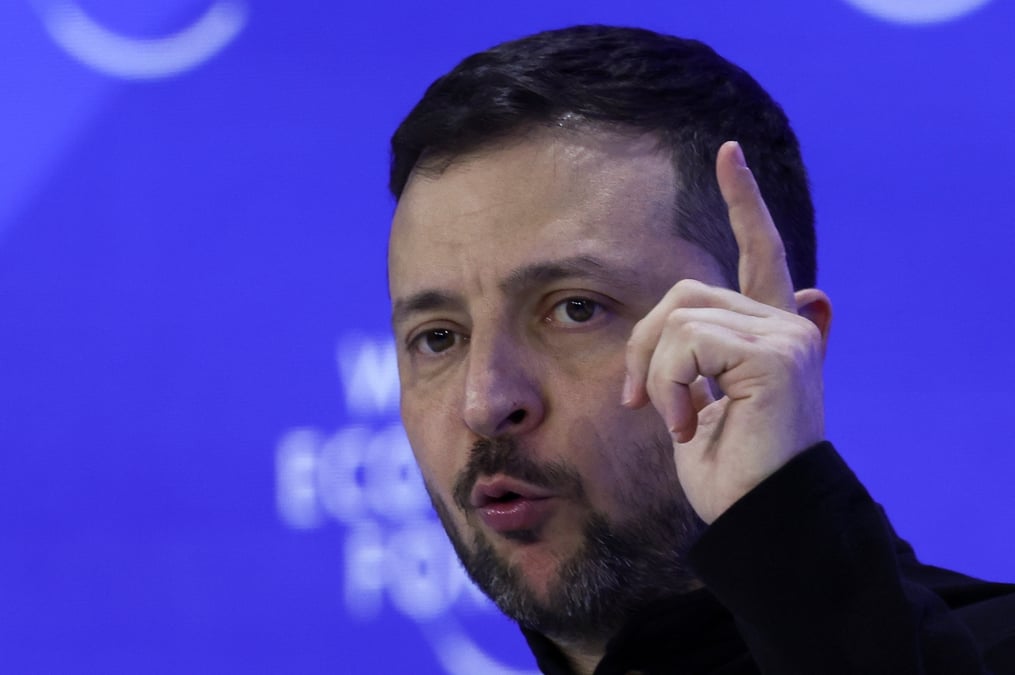 Le président ukrainien Volodymyr Zelenskiy s'exprime lors de la 55e réunion annuelle du Forum économique mondial (WEF) à Davos, en Suisse, le 21 janvier 2025.