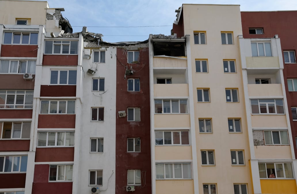 Des immeubles endommages a kharkiv