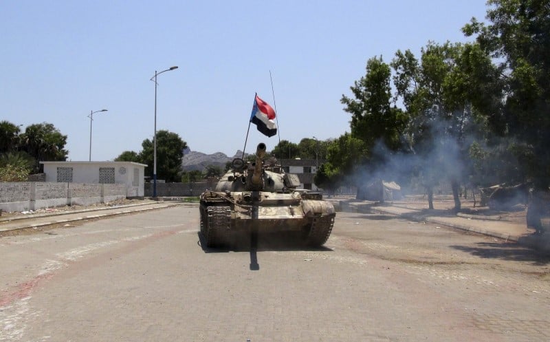 Des dizaines de diplomates evacues d'aden, dans le sud du yemen