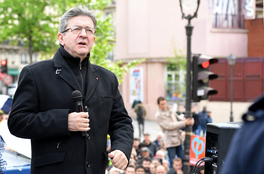 Melenchon met en garde ses electeurs contre un vote fn