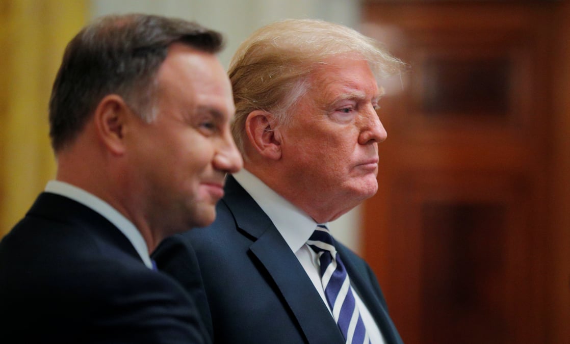 Washington examine l'idee d'une base militaire en pologne